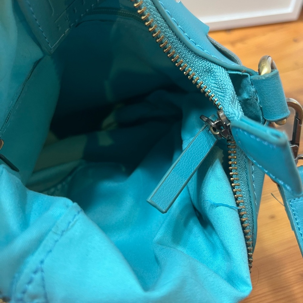 Joy Susan Woven Teal turquoise Crossbody Bag - Picture 5 of 8